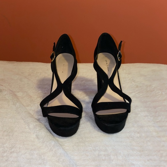 Black Strappy High Heels - Picture 2 of 4